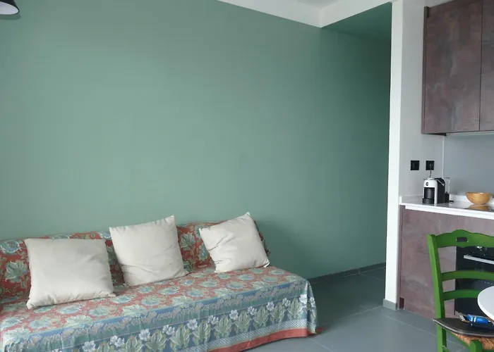 Nautilus By Interhome * Ventimiglia